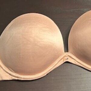 Victoria's Secrets Very Sexy Strapless Bra